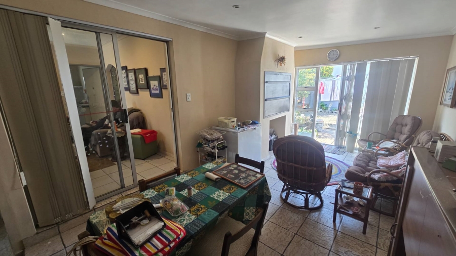 2 Bedroom Property for Sale in Protea Village Western Cape